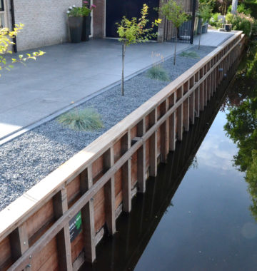 Tuinrenovatie aan het water