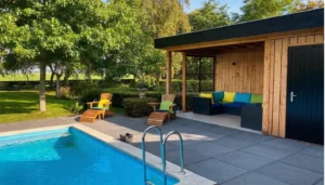 Donkerwit tuinmakers buitenverblijf laten maken Midwoud